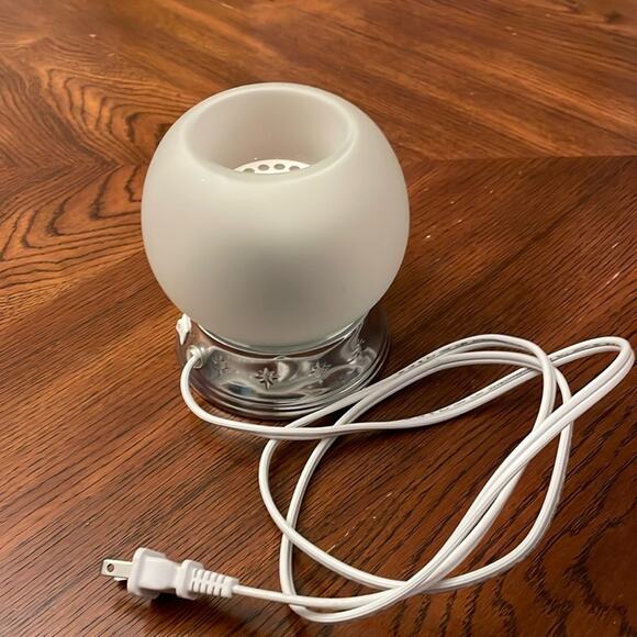 PartyLIte Electric Scentlight Tealight Rotating Star Globe - Picture 2 of 6